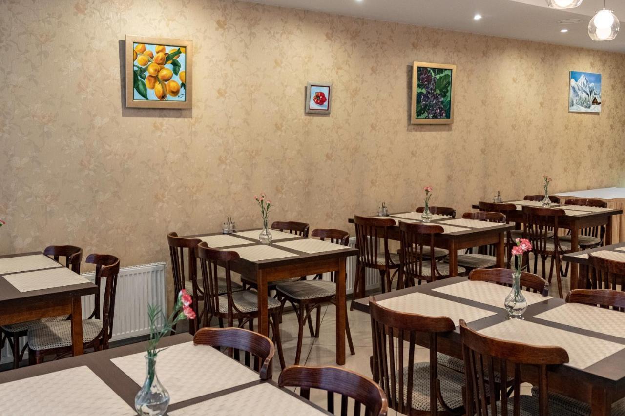 Hotel Annabella Ryga Zewnętrze zdjęcie
